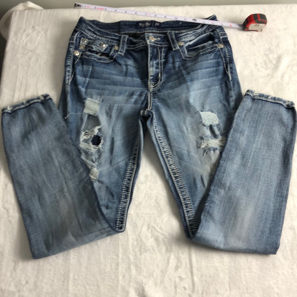 Miss Me distressed, straight legs, mid rise woman’s jeans